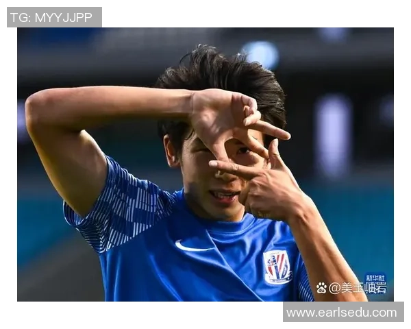 上海足球队逆袭之路揭示奋斗精神与团队合作的力量